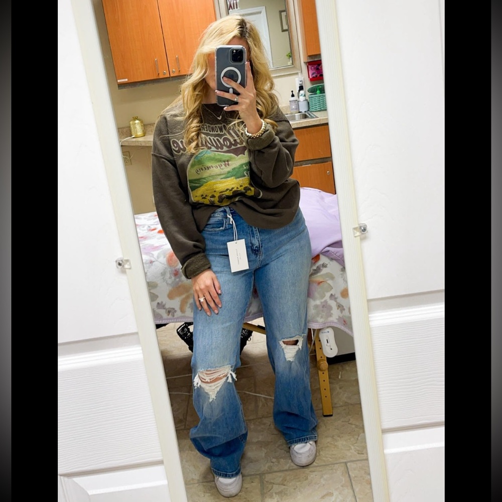 Flying Monkey 90’s Vintage Super High Rise Flare Distressed Jean